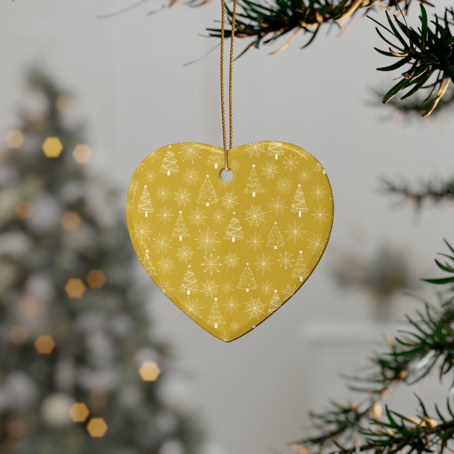 Heart-Shaped Ceramic Ornaments, Holiday Decor, Christmas Tree Ornaments, Unique Gift, Festive Home Decoration