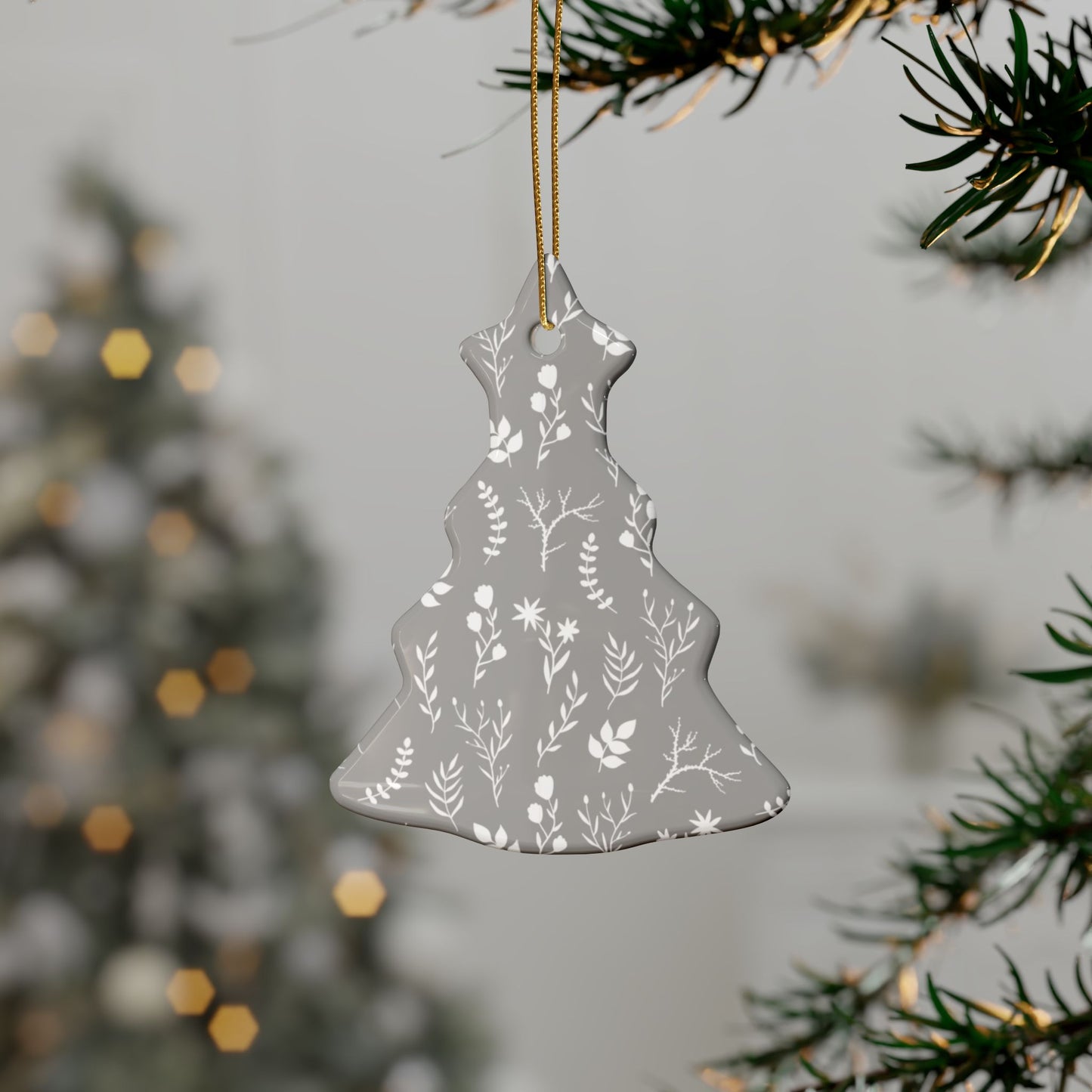 Heart-Shaped Ceramic Ornaments, Floral Christmas Decorations, Personalized Holiday Gifts, Unique Tree Ornaments, Wedding Favors