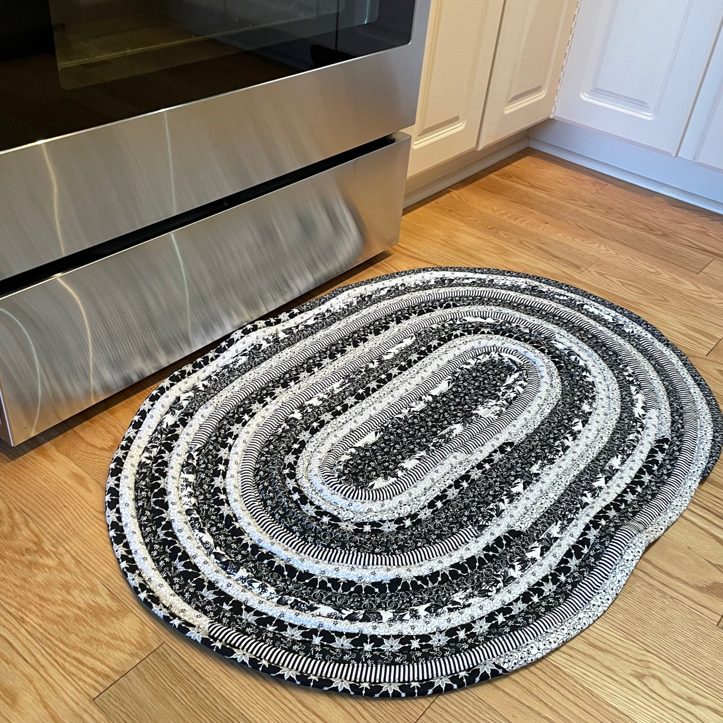 Black and White Cotton Kitchen Rug