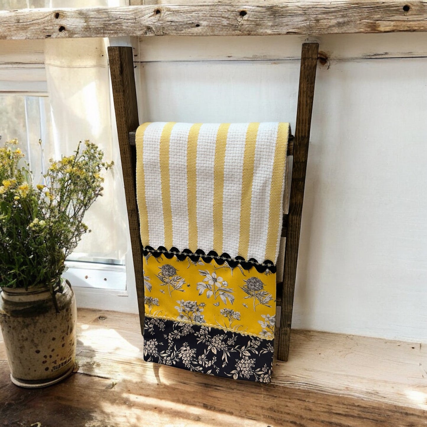 Handcrafted Farmhouse Kitchen Tea Towel with Quilt Cotton Accents
