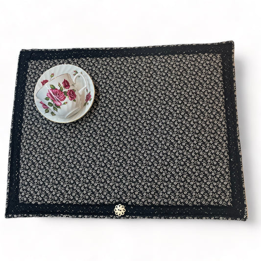 Vintage-Inspired Black and Cream Floral Print Kitchen Dish Drying Mat with Lace Trim
