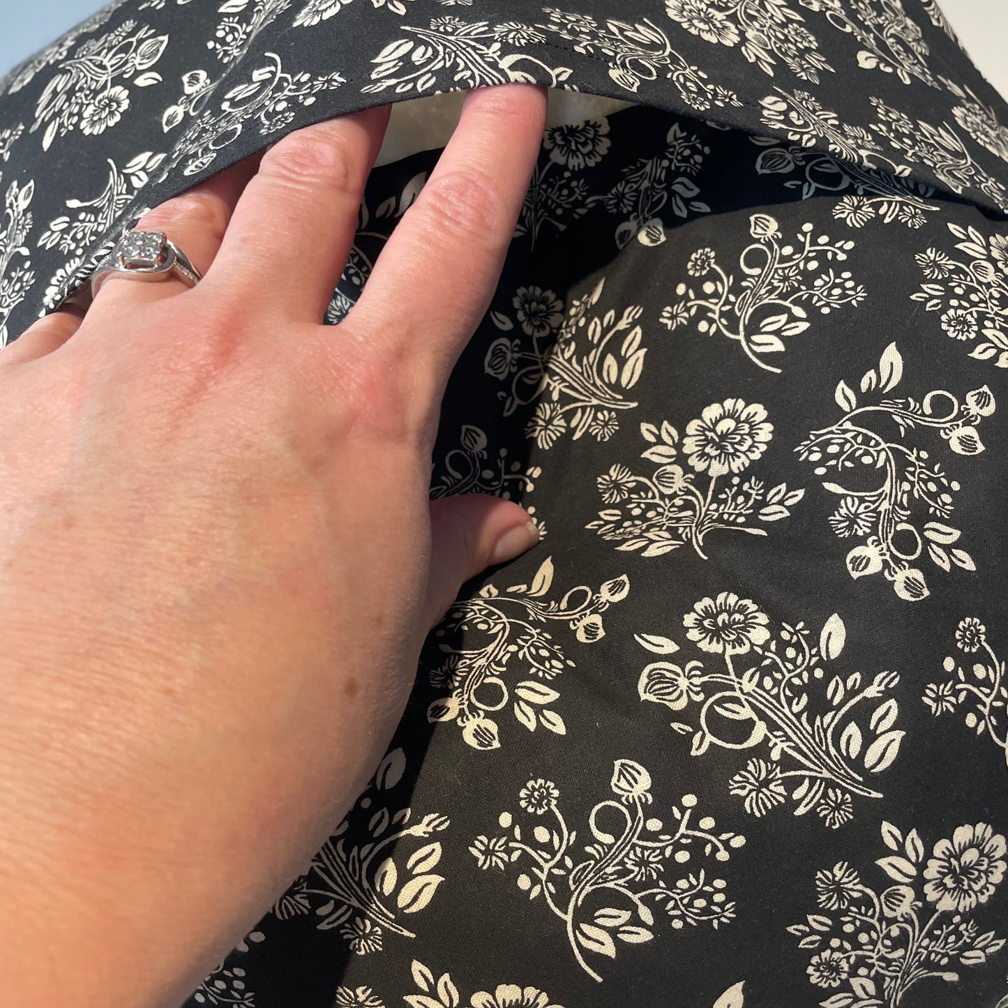 Black and Cream Floral Accent Pillow Sham, Retro Farmhouse Pillow Sham - Home Stitchery Decor