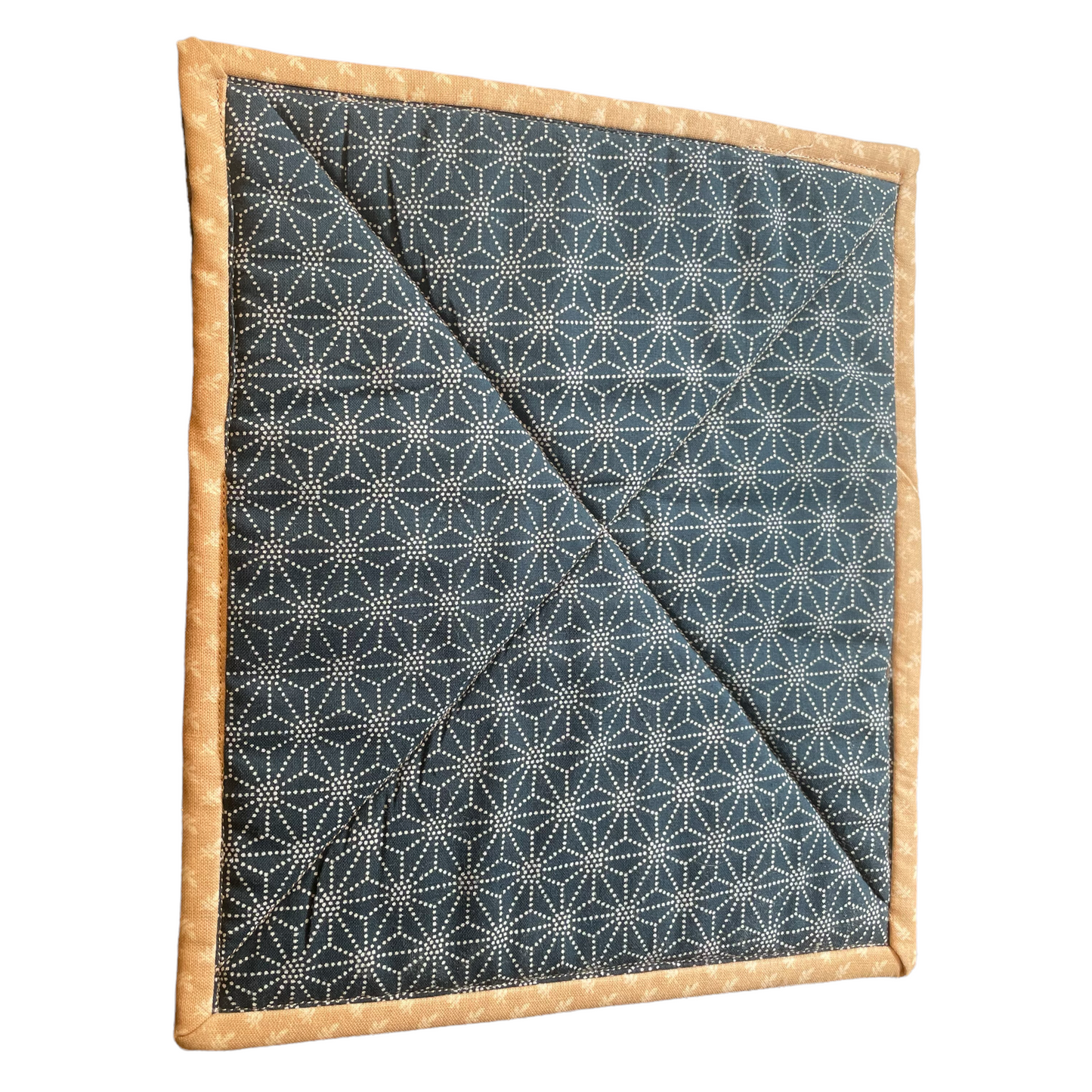 Modern Farmhouse Styled Pot Holder. Part of a mix and match collection of farmhouse kitchen decor. Browse the collections and follow along on the Home Stitchery Decor YouTube Channel