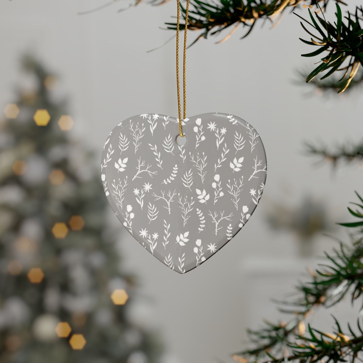 Heart-Shaped Ceramic Ornaments, Floral Christmas Decorations, Personalized Holiday Gifts, Unique Tree Ornaments, Wedding Favors