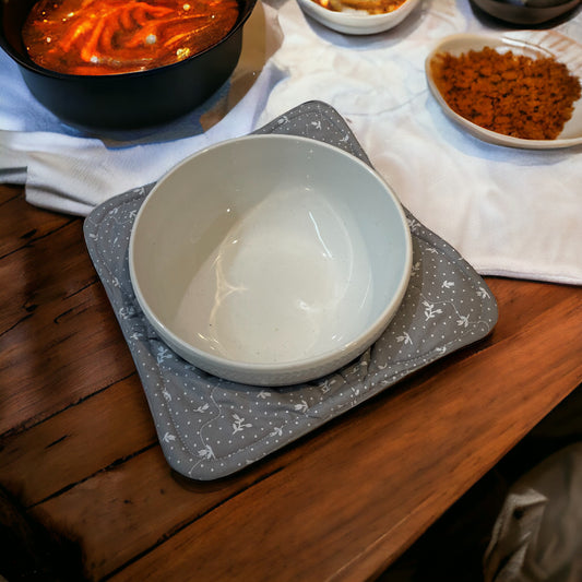 Microwave Soup Bowl Cozy, Reversible Grey Floral Bowl Hugger