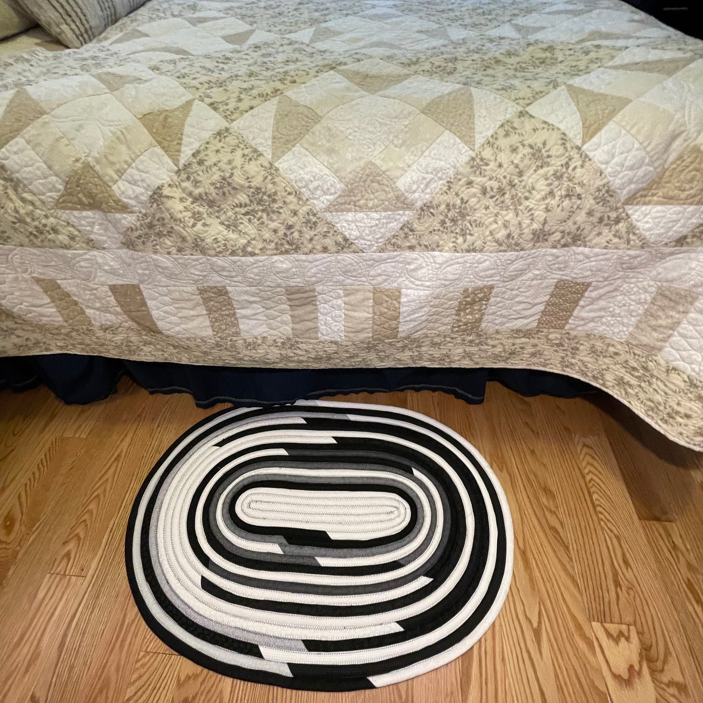 Black and White Monochrome Kitchen Rug Washable Cotton Rug For Bedside or Bathmat