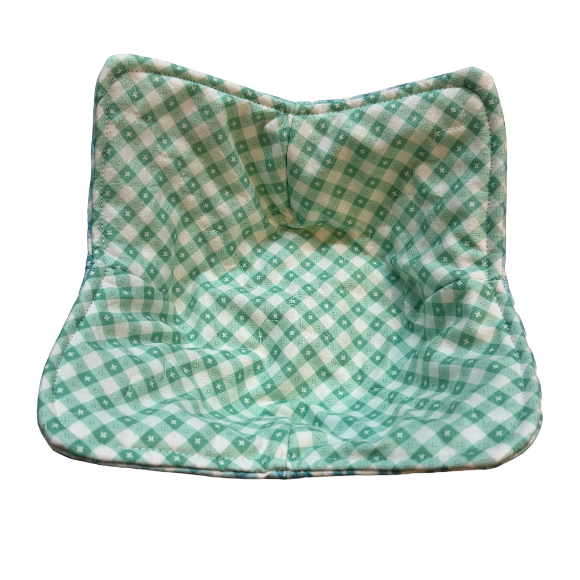 Checkered Kitchen Soup Bowl Cozy for Hot Soup Bowl. Reversible and washable this cute cozy is made with green and blue checkered quilt cotton and Pellon Wrap and Zap Batting.