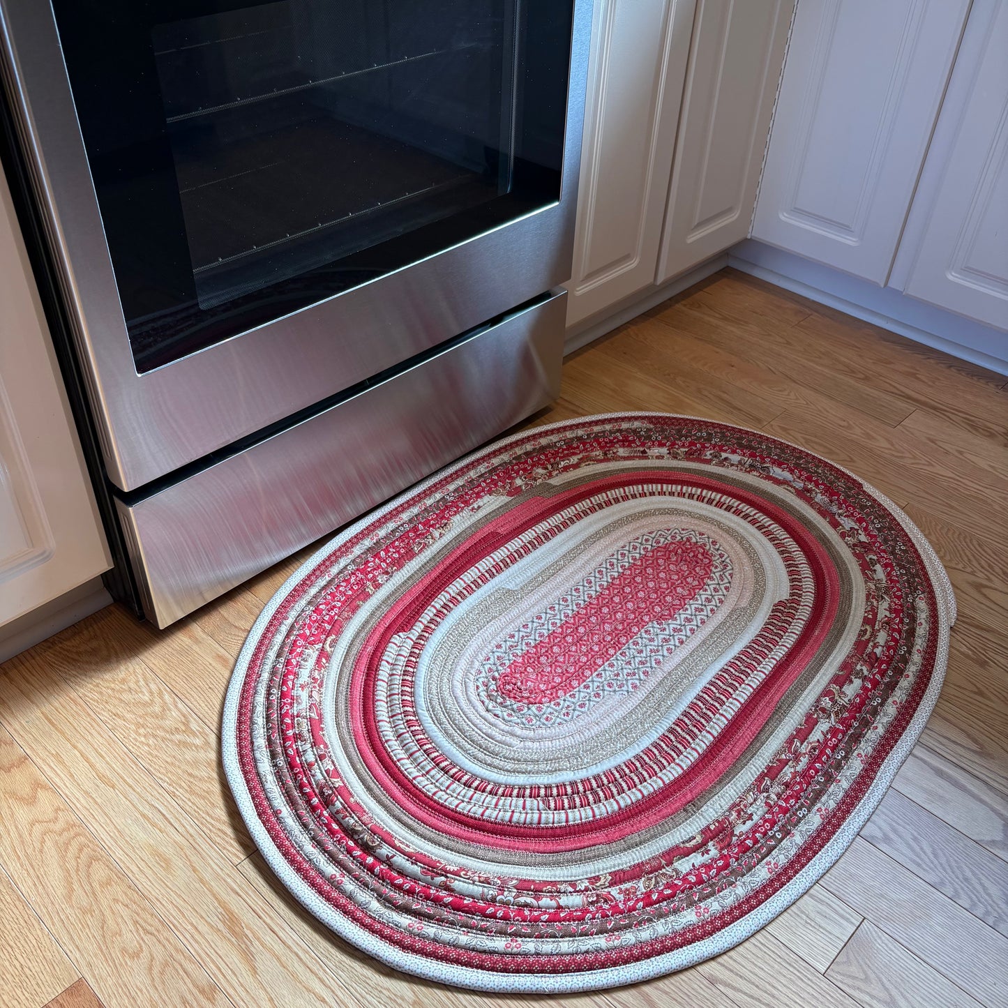 Jolie Maison Jelly Roll Rug