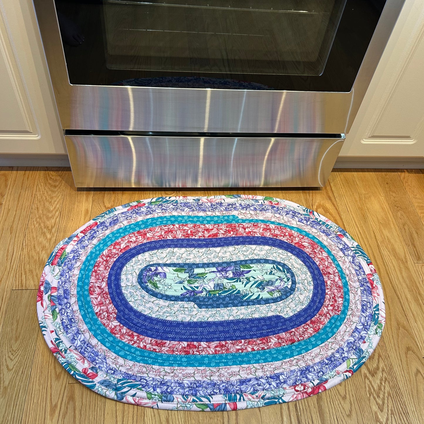 Island Fun Jelly Roll Rug ~ Medium
