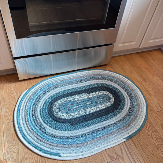 Whitney Court Large Jelly Roll Rug