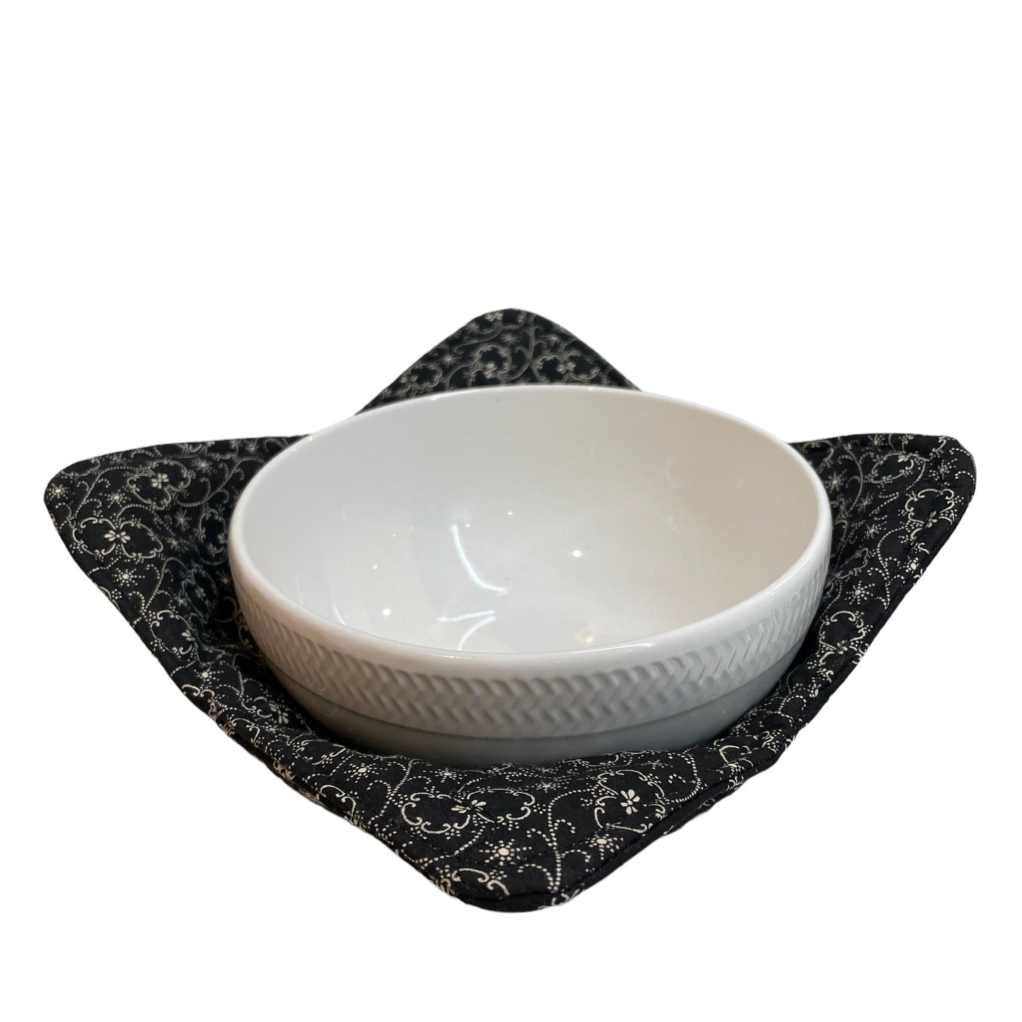 Black and Cream Microwave Soup Bowl Cozy