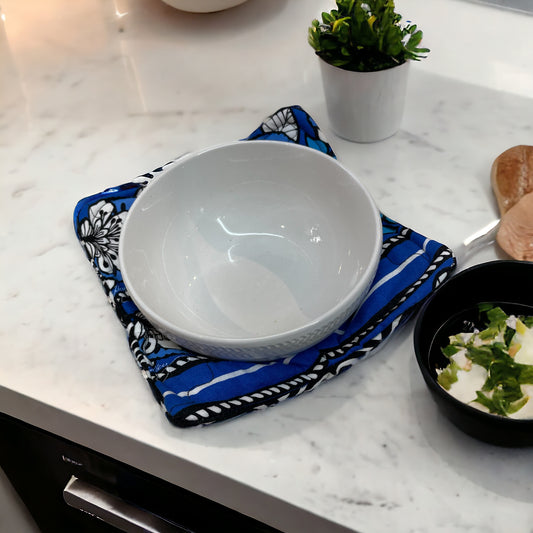 Soup Bowl Cozy Black and Blue Reversible Microwave Soup Bowl Hug