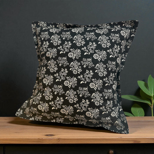 Black and Cream Floral Accent Pillow Sham, Retro Farmhouse Pillow Sham