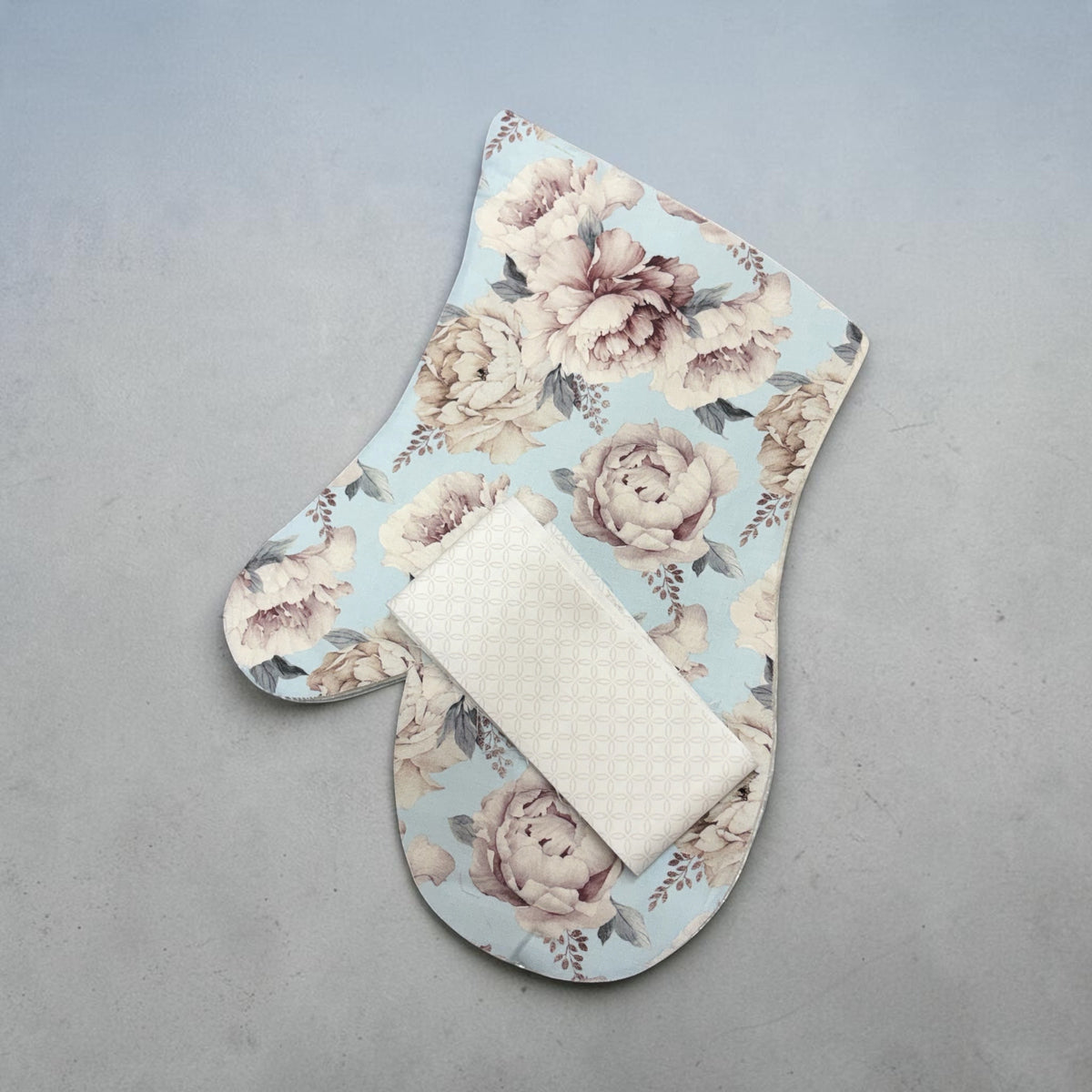 Peony Oven Mitt Sewing Kit