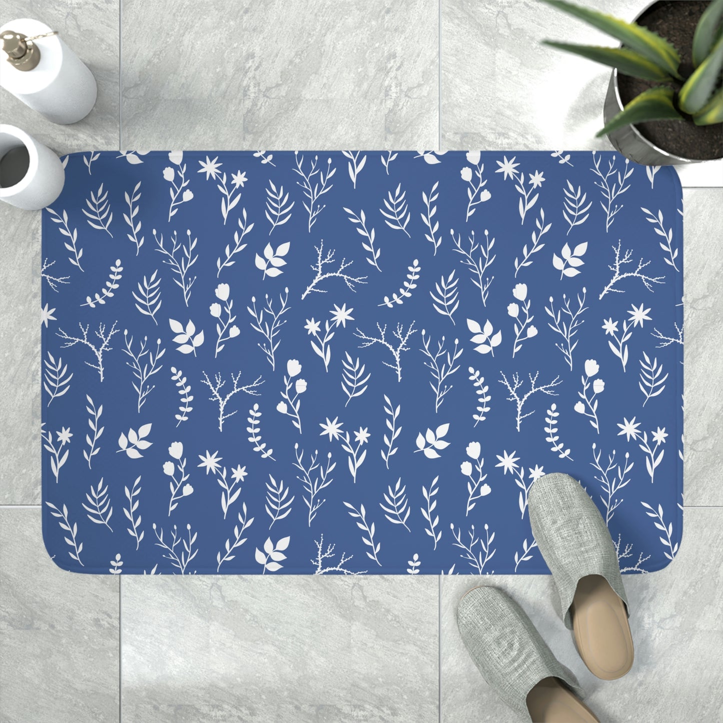 Indigo Blue and White Floral Print Bathmat | Blue Bathroom Bathmat