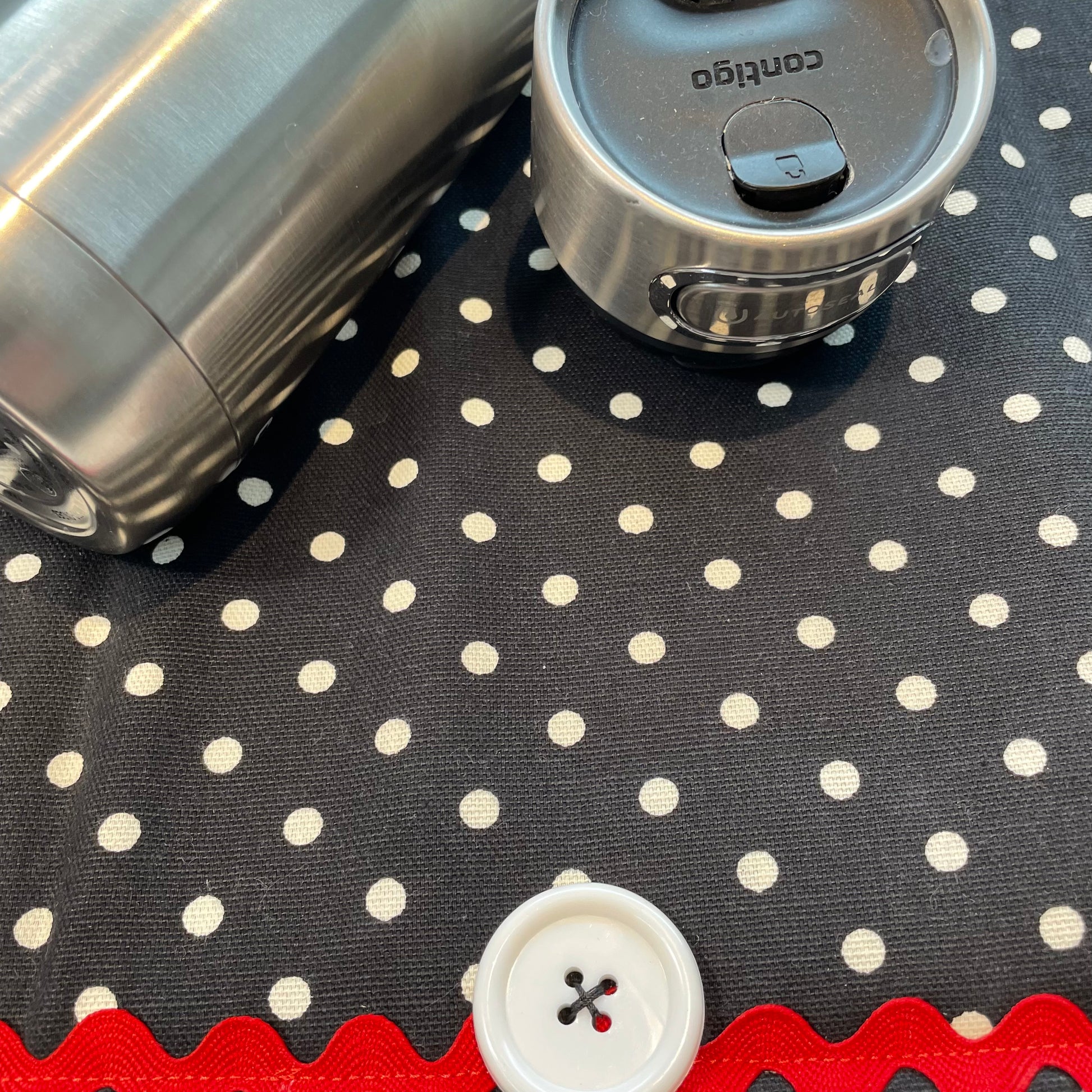 Red and Black Retro Polka Dot Kitchen Dish Drying Mat. Glamping Dishma –  Home Stitchery Decor