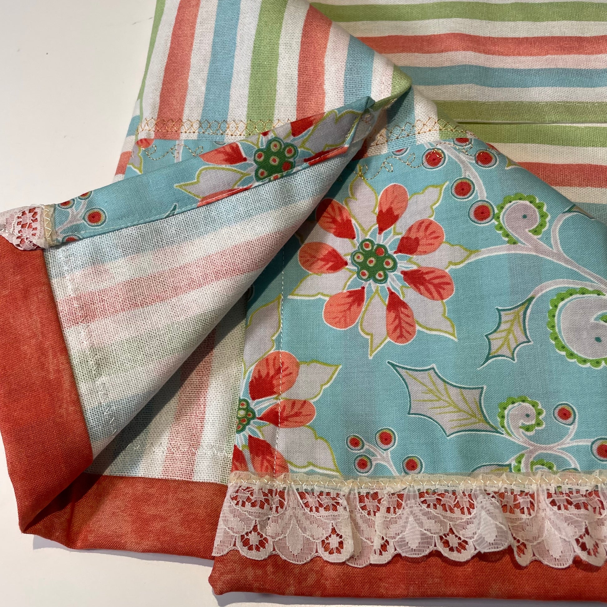 Handcrafted Christmas Tea Towel, Cute Vintage Kitchen Dish Towel - Home Stitchery Decor