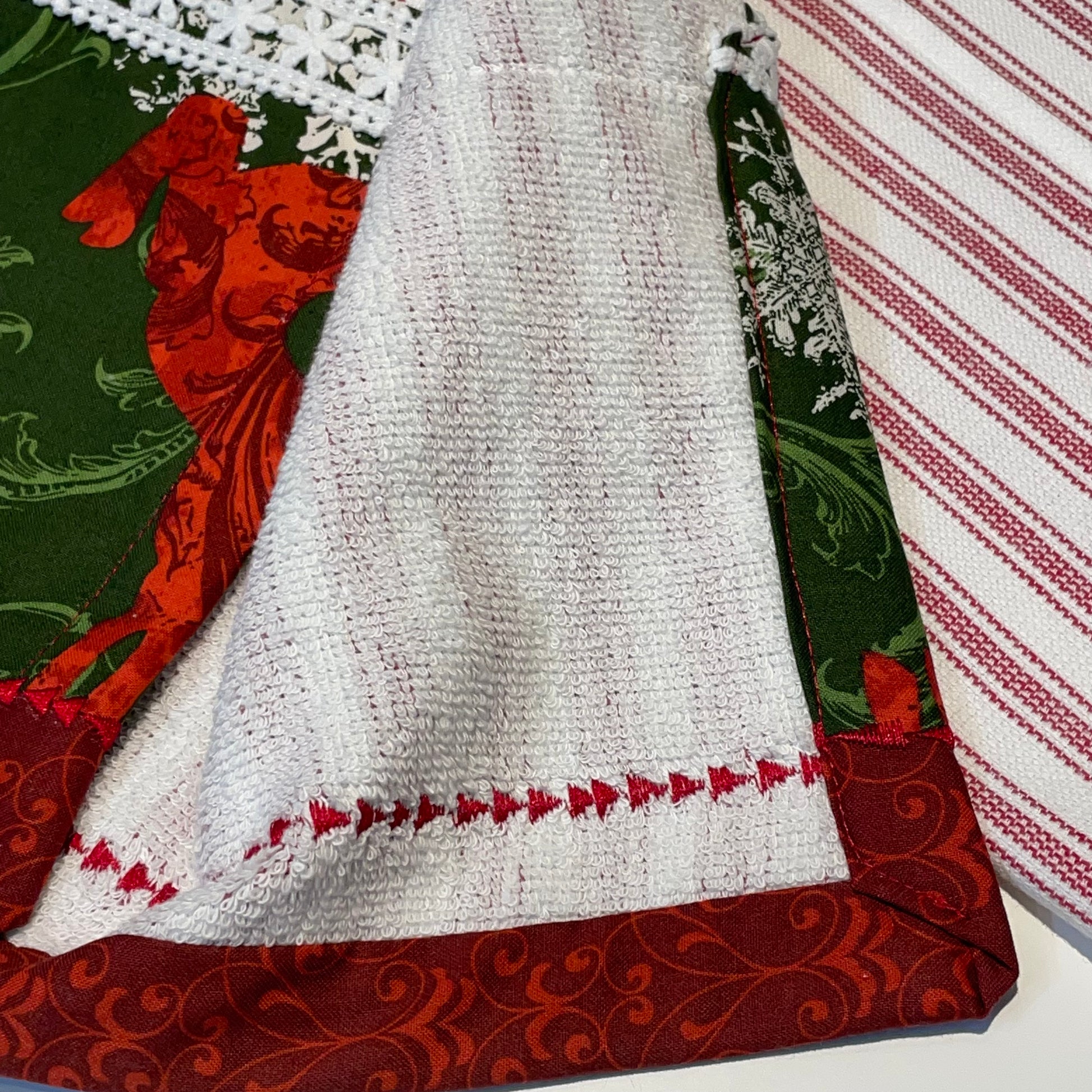 Christmas Dish Towels, Christmas Kitchen Tea Towel. - Home Stitchery Decor