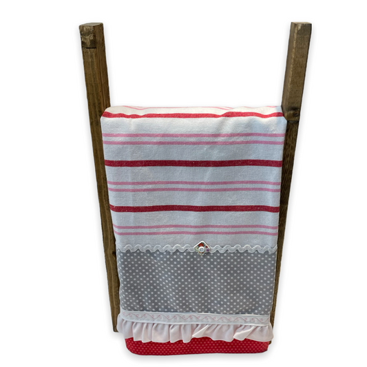 Cute red, white and pink towel with handcrafted quilting cotton accents. Featuring red Ric Rac, white Ric Rac and and heart shaped button. Part of a mix and match collection of coordinated kitchen and bath decor. Browse your favorites and be sure to follow along on the Home Stitchery Decor YouTube Channel