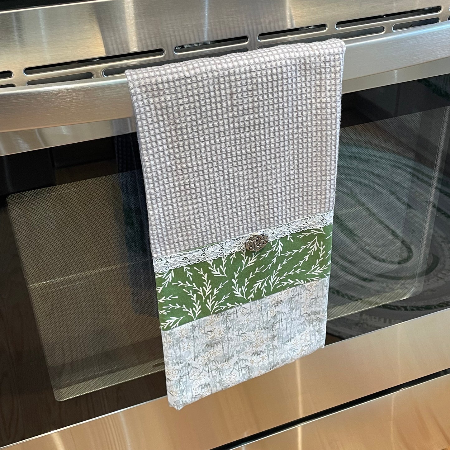 Modern Farmhouse Tea Towel, Farmhouse Kitchen Dish Towel - Home Stitchery Decor