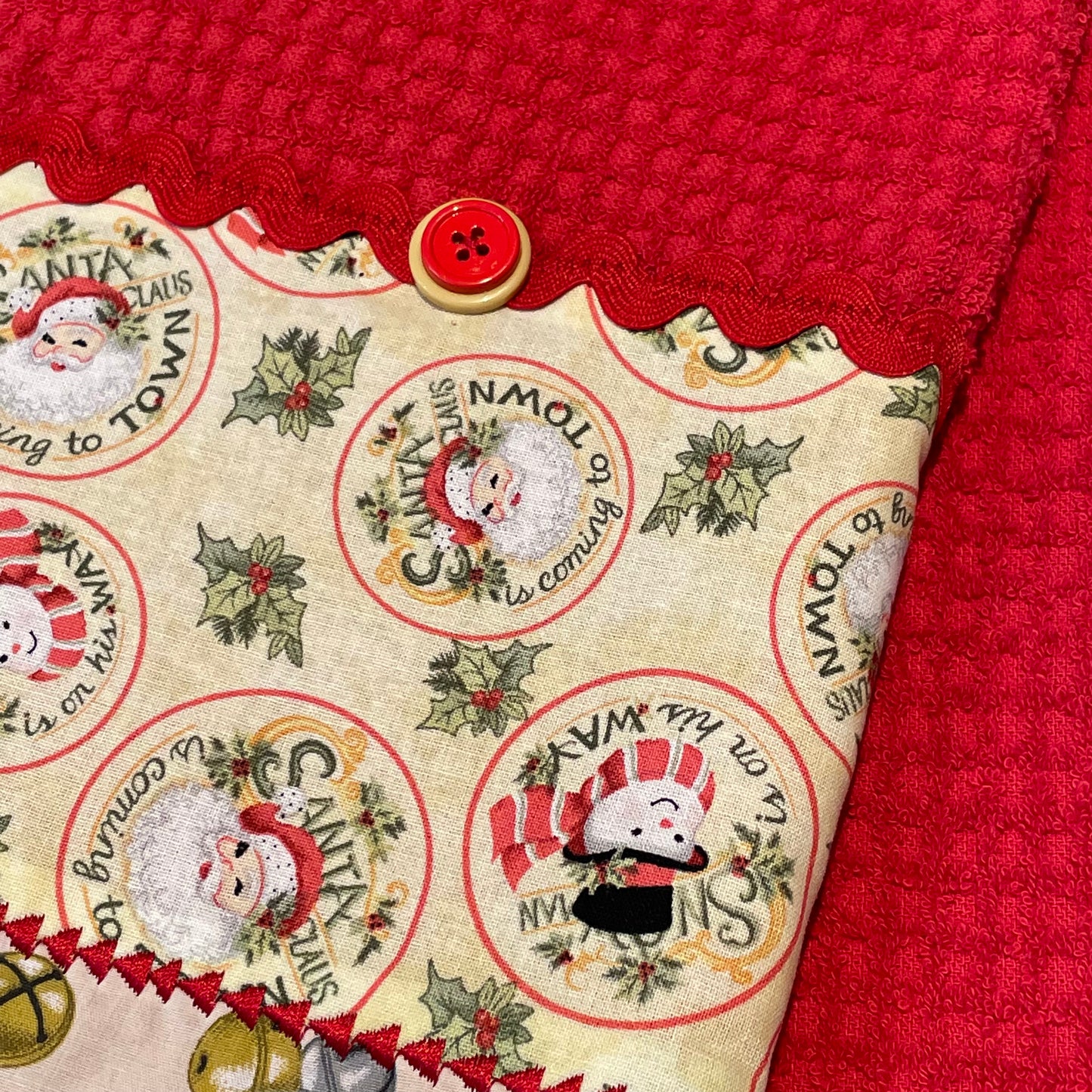 Cute Red Handcrafted Kitchen Dish Towel, Retro Santa Kitchen Tea Towel - Home Stitchery Decor