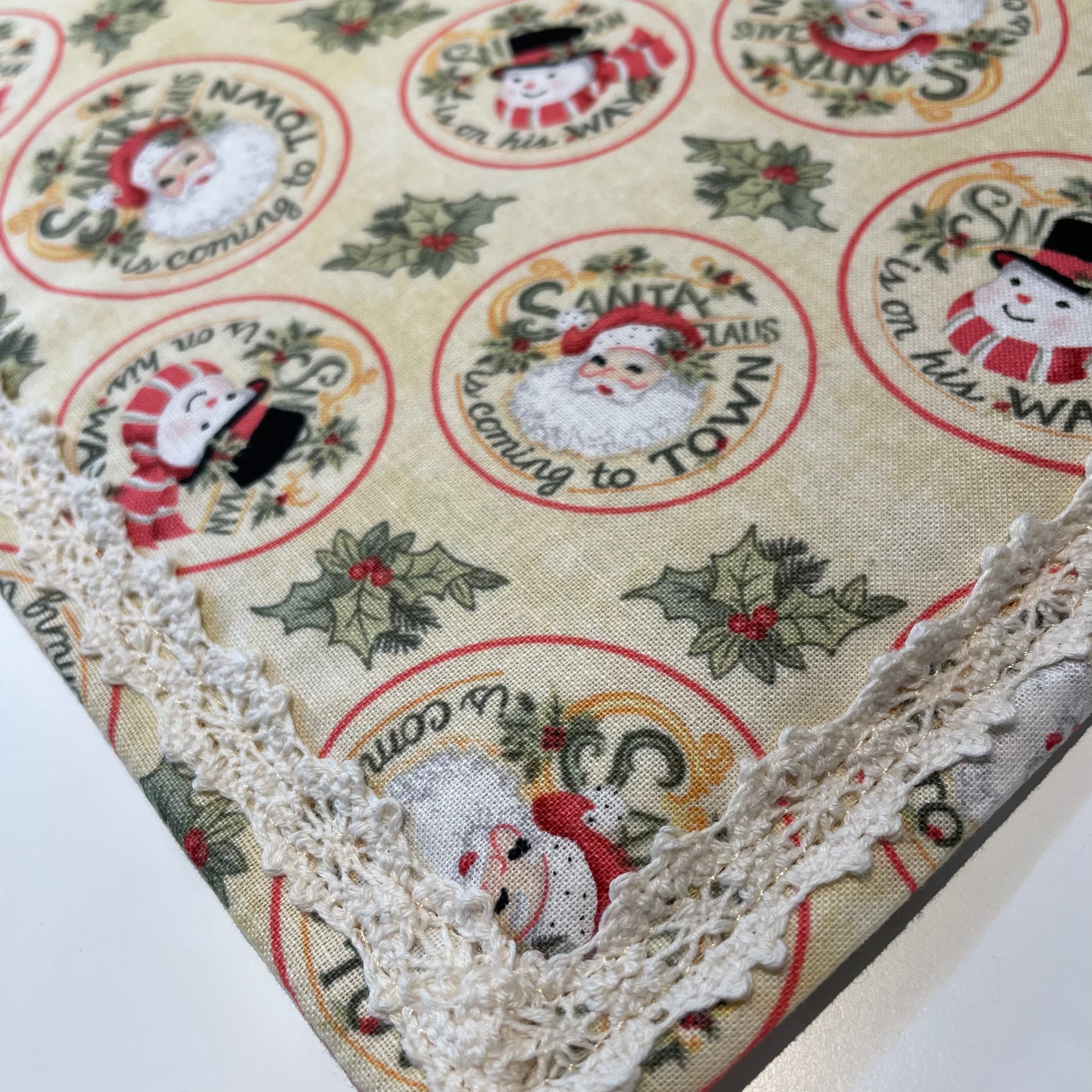 Christmas Kitchen Dish Drying Mat, Handmade Vintage Christmas Kitchen Dish Mat - Home Stitchery Decor